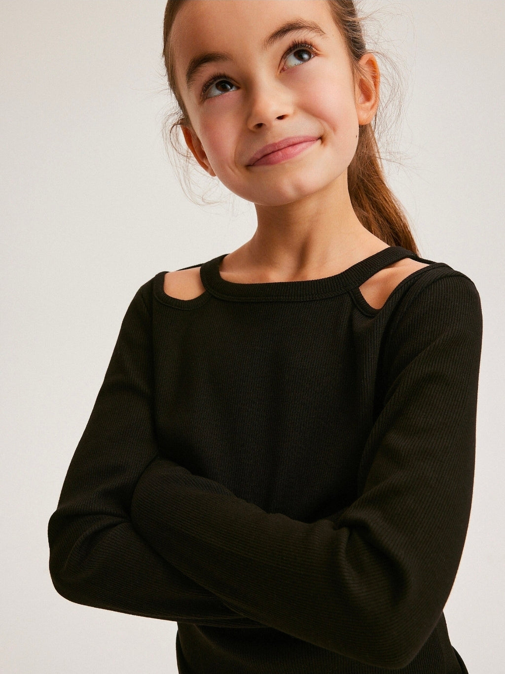 Reserved Girl's Black Long Sleeve T-Shirt With Cut-Outs