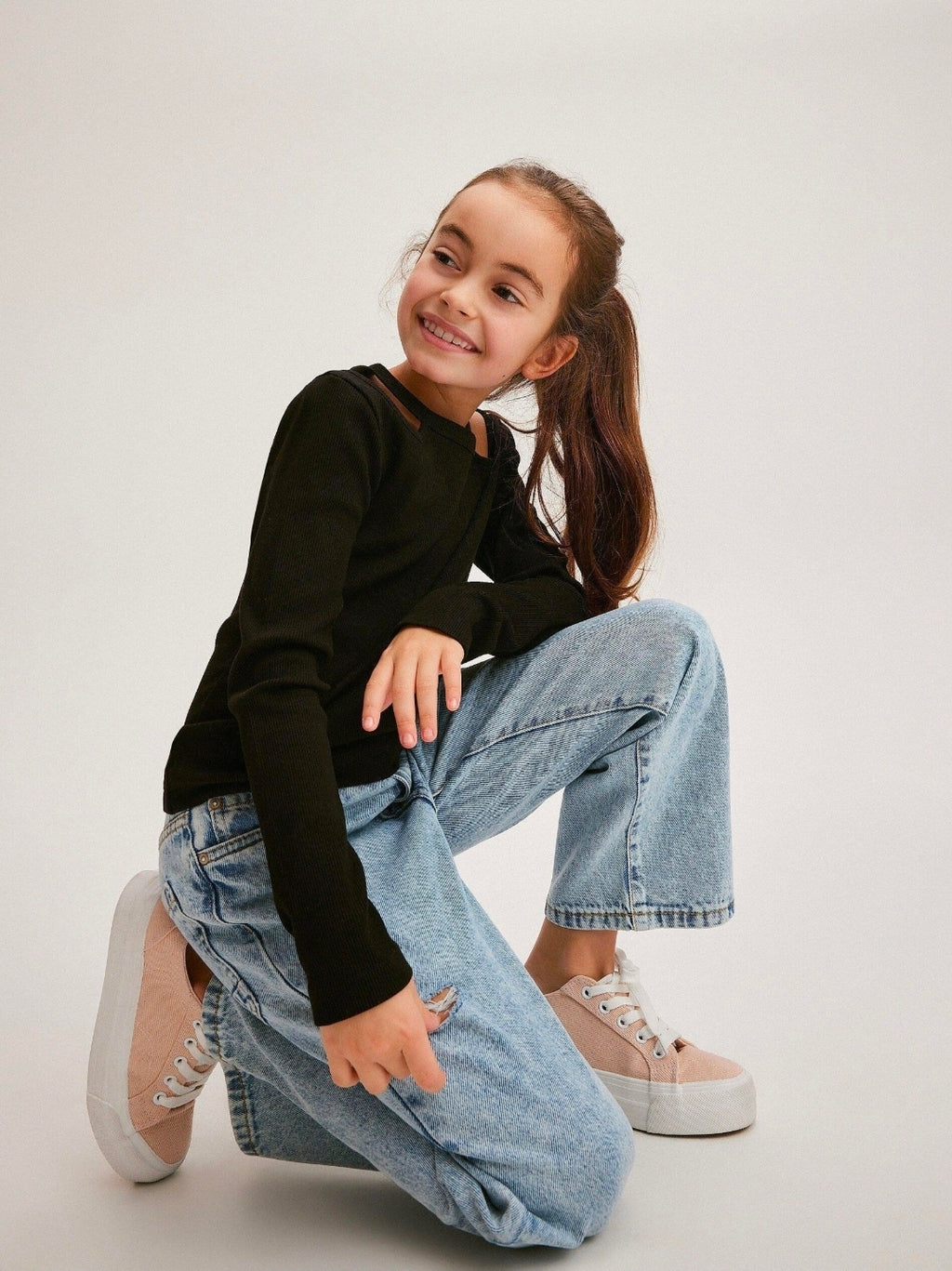 Reserved Girl's Black Long Sleeve T-Shirt With Cut-Outs