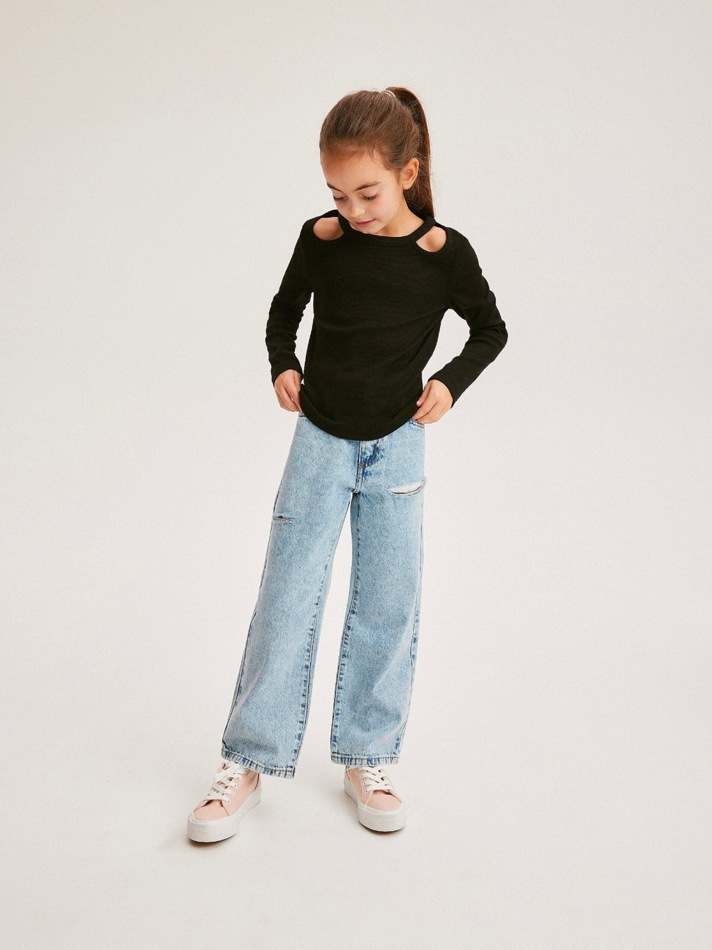 Reserved Girl's Black Long Sleeve T-Shirt With Cut-Outs