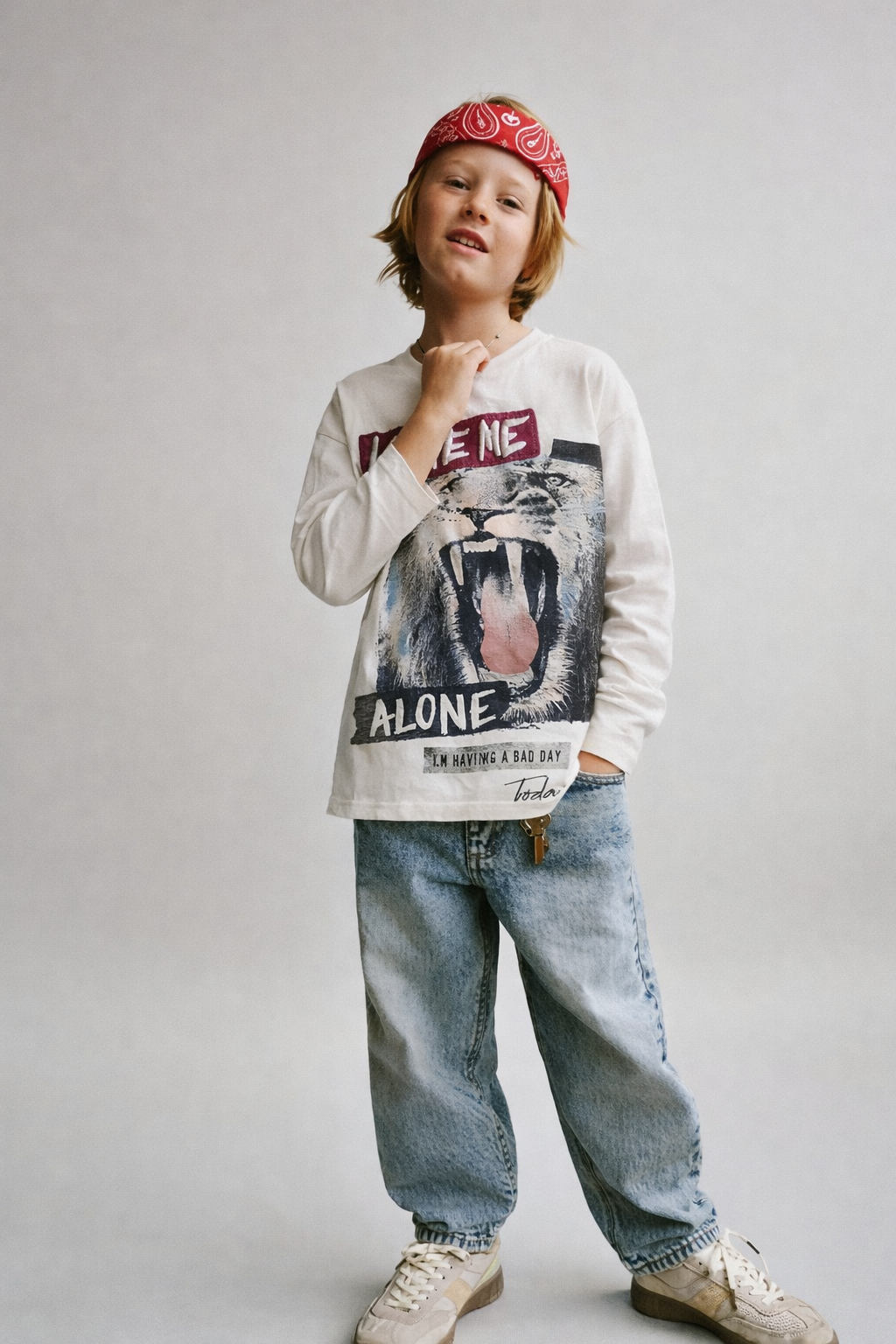 ZARA Lion Graphic Long-Sleeve T-Shirt